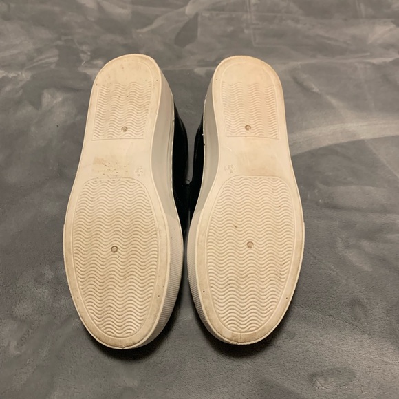🖤PRACTICALLY BRAND NEW LADIES SLIP-ON LOAFERS/SNEAKERS IN SIZE 8/38 BY BAMBOO🖤 - Picture 6 of 7